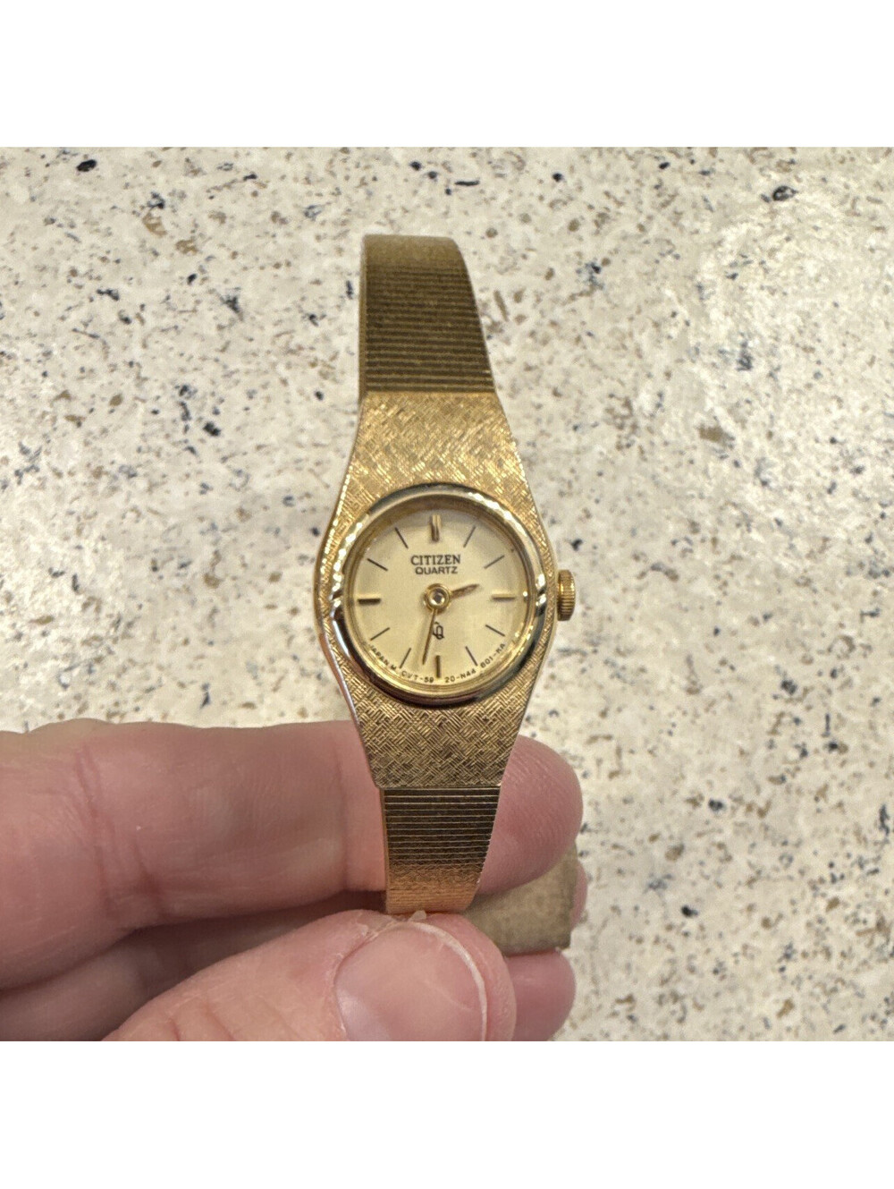 Citizen Quartz Women’s Vintage 80s Gold Tone Analog Quartz Bracelet Watch